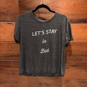 🔥‼️Women’s Gray Graphic T-Shirt with Text‼️🔥